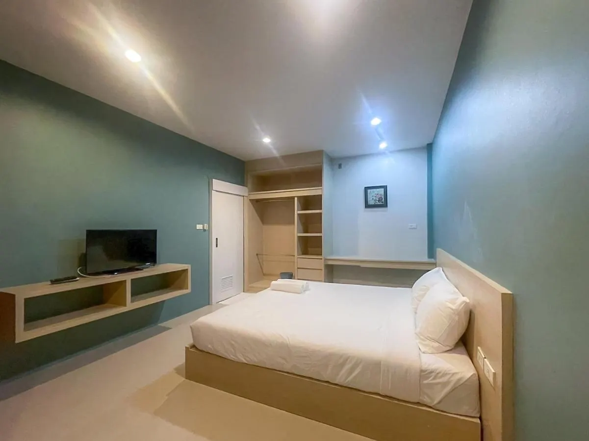 Hop On Phuket Hotel Ban Bo Han